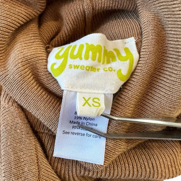 Yummy Sweater Co. Camel Color‎ Turtleneck Knit Shrug XS - Picture 5 of 9